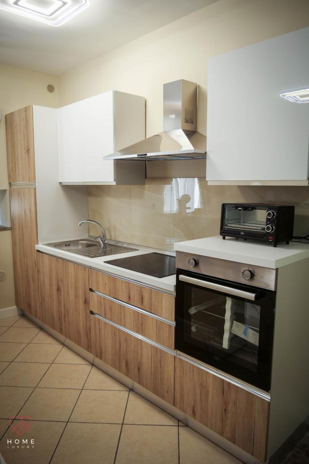 Home Luxury Неаполь Екстер'єр фото